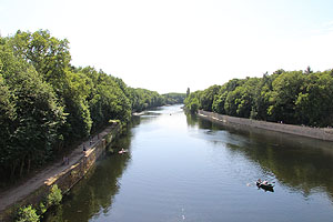 Blick aus dem Schlossfenster auf den Cher