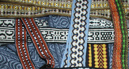 Brettchenweberei: Nachempfindung fr�hmittelalterlicher Webkunst im Alamannenmuseum Ellwangen