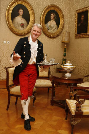 Bei einer F�hrung mit dem Kammerdiener erfahren die Besucher viel Interessantes �ber den fr�heren Alltag auf Schloss Sigmaringen. 