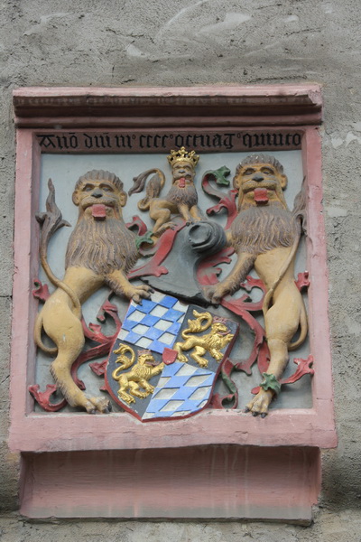 Kaub: Kurpf&auml;lzisches Wappen von 1485 am Amtshaus