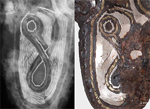 Buckelbeschlag mit Silber- und Bronzefäden