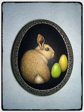 Bemaltes Osterei vom Ostereiermarkt in Schloss Schwetzingen (Foto SSG)