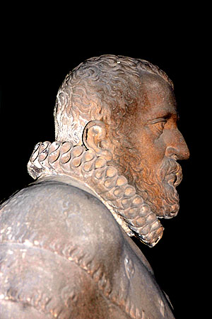 Schloss Heidelberg, Friedrichsbau, Standbild des Pfalzgrafen und Kuradministrators Johann Casimir