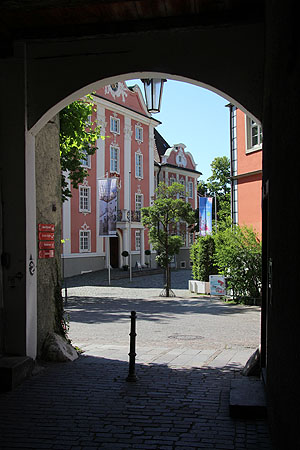Meersburg: Durchblick zum Neuen Schloss
