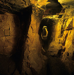 Burgruine Dislberg, Blick in den Brunnenstollen