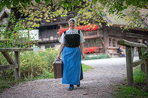Billy Sum-Herrmann in der Rolle der letzten Vogtsbäuerin Barbara Aberle.